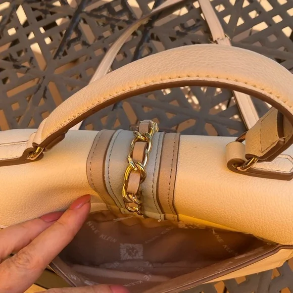 Perfect crossbody purse - Picture 4 of 6